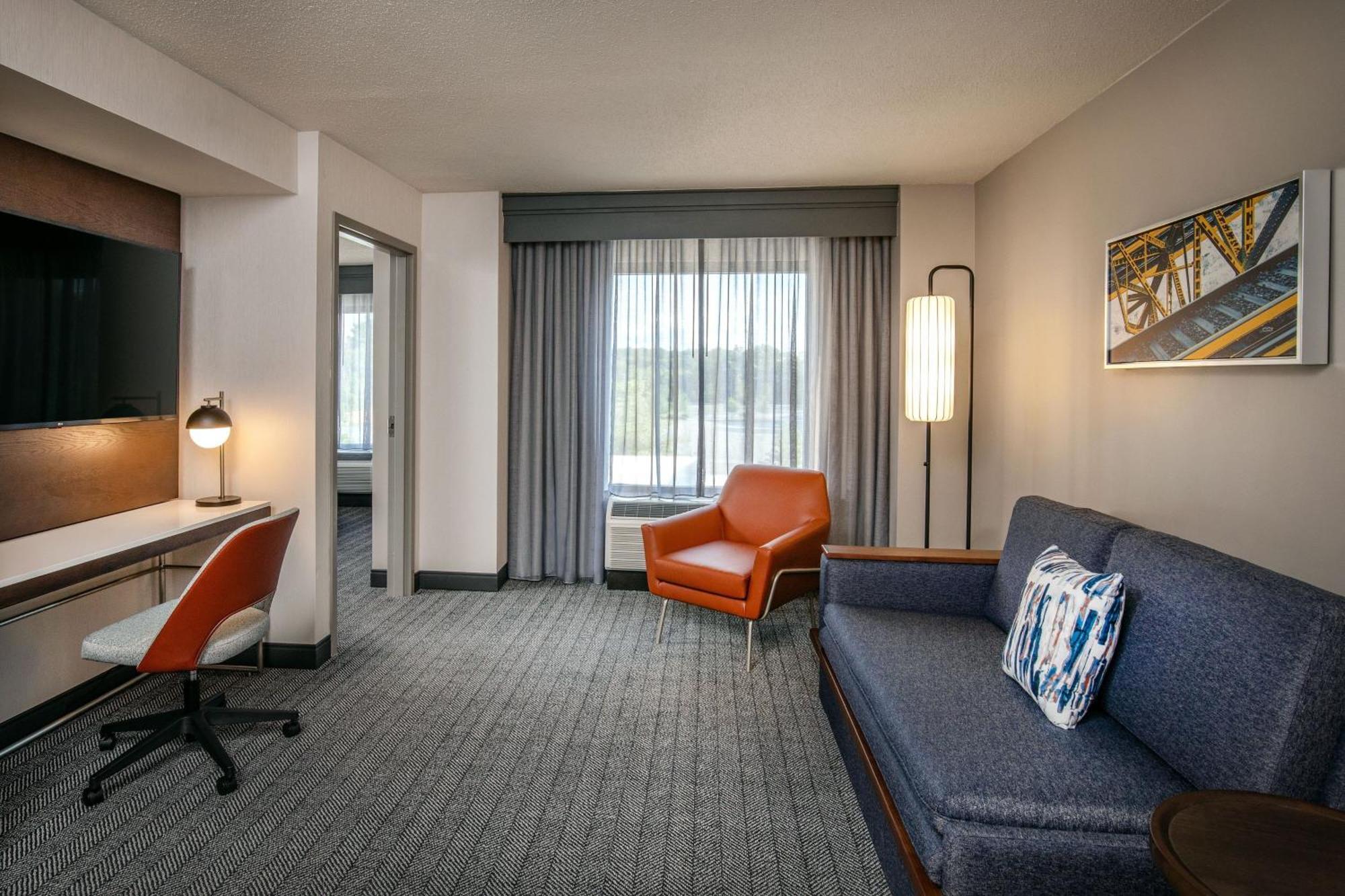 Courtyard By Marriott Boston Billerica Bedford Hotel Buitenkant foto